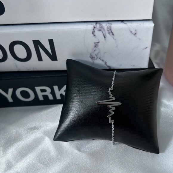 Stainless Steel Silver Heartbeat Chain Bracelet For Women - Picture 2 of 2